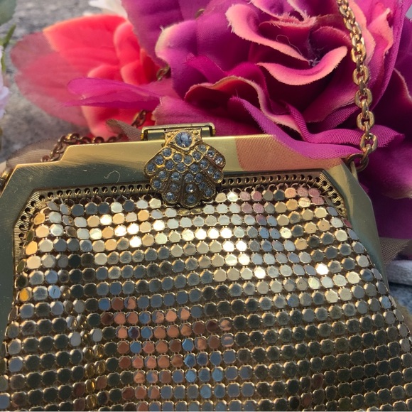 Cute little vintage whiting&Davis gold-tone purse. Made in USA - Picture 2 of 8